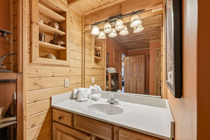 Pigeon Forge, Tennessee Cabin Rental - Gallery Image #22