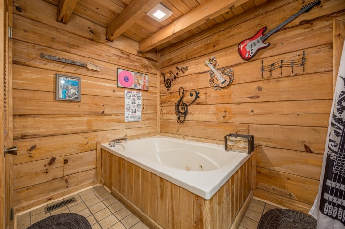 Gatlinburg, Tennessee Cabin Rental - Gallery Image #9
