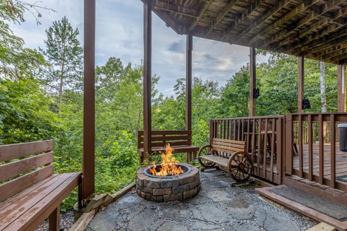 Pigeon Forge, Tennessee Cabin Rental - Gallery Image #2