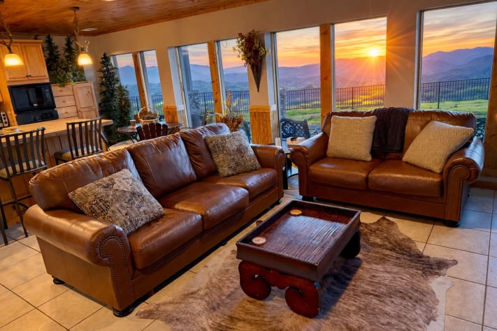 Photo #27 Pigeon Forge, Tennessee Lodge Rental - Gallery Image #27