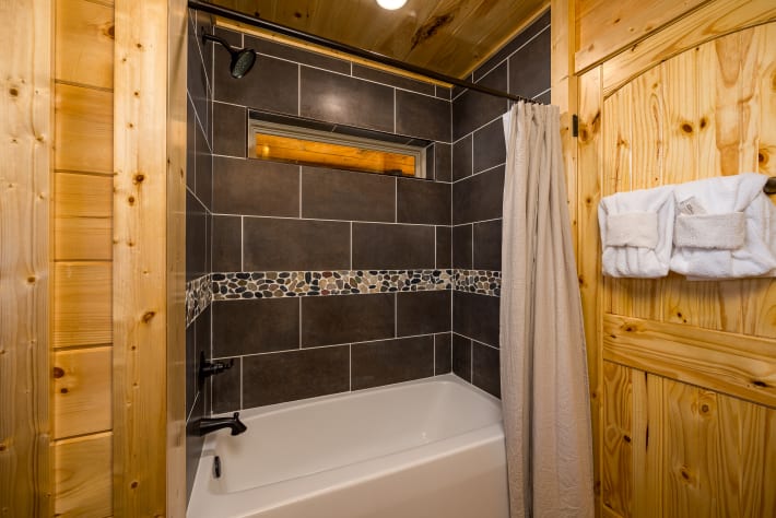 Gatlinburg, Tennessee Cabin Rental - Gallery Image #15
