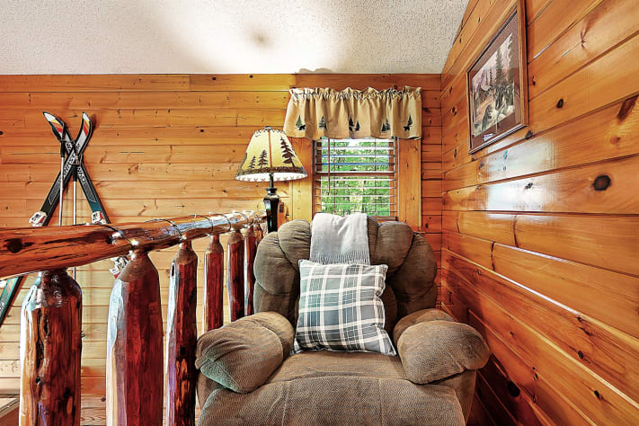 Loft Sevierville, Tennessee Cabin Rental - Gallery Image #33