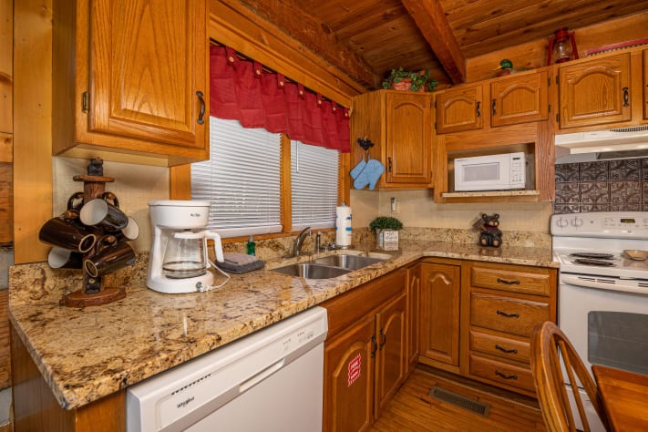 Pigeon Forge, Tennessee Cabin Rental - Gallery Image #9