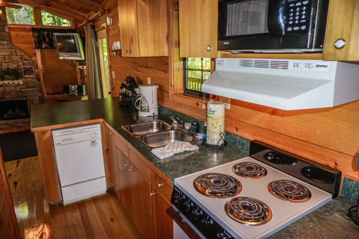 Gatlinburg, Tennessee Cabin Rental - Gallery Image #9