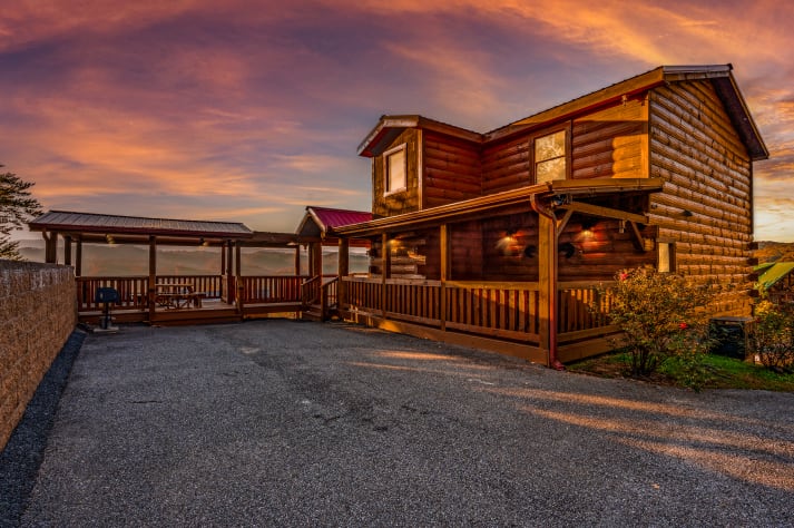 Photo #11 Sevierville, Tennessee Cabin Rental - Gallery Image #11