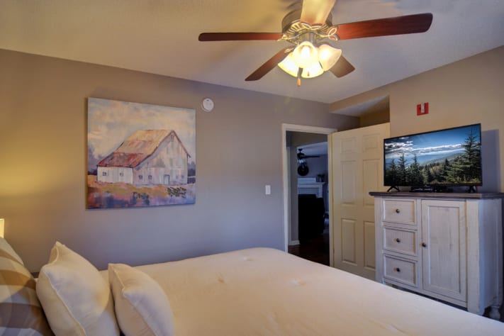 Photo #13 Pigeon Forge, Tennessee Cabin Rental - Gallery Image #13