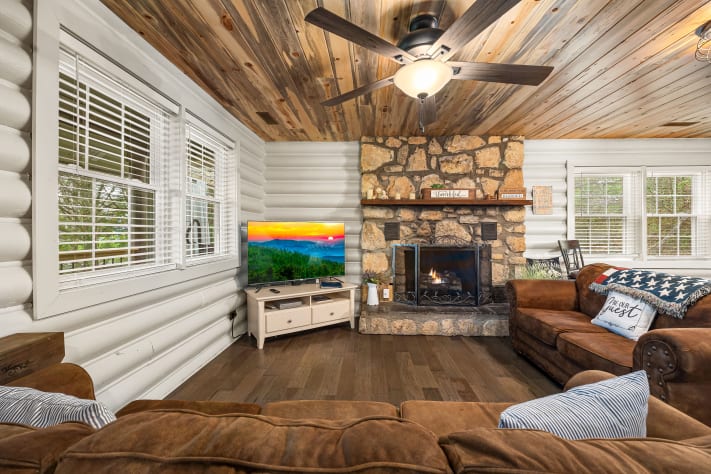 Pigeon Forge, Tennessee Cabin Rental - Gallery Image #7