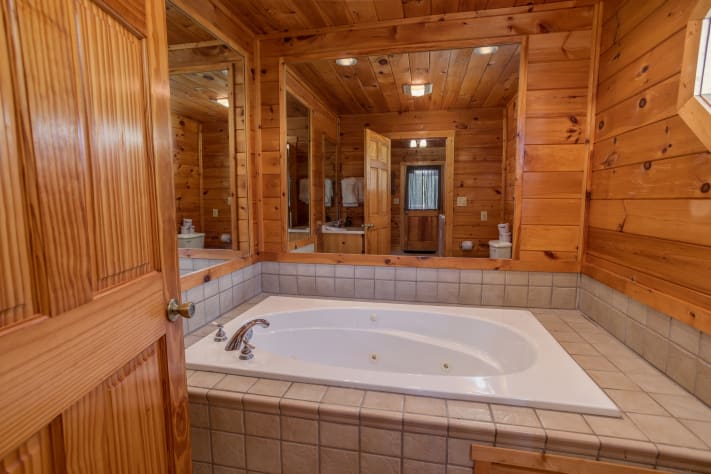 Pigeon Forge, Tennessee Cabin Rental - Gallery Image #11