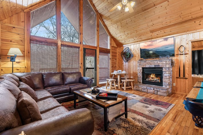 Pigeon Forge, Tennessee Cabin Rental - Gallery Image #2