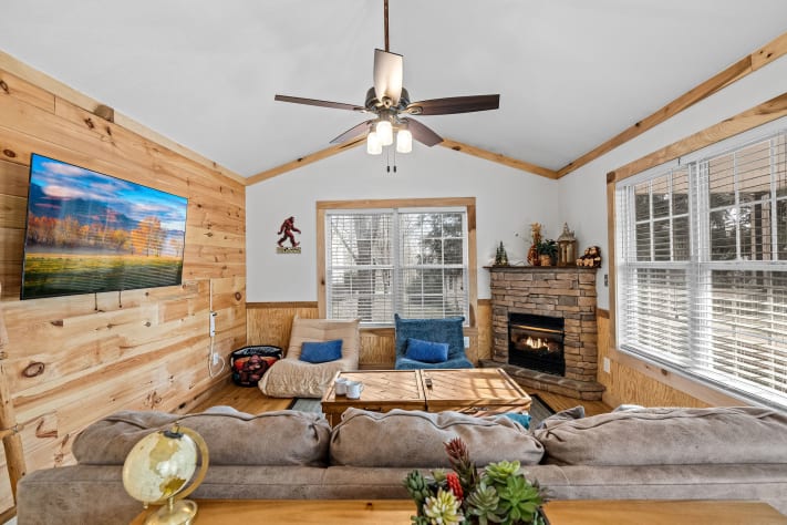 Gatlinburg, Tennessee Cabin Rental - Gallery Image #3