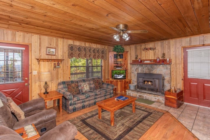 Pigeon Forge, Tennessee Cabin Rental - Gallery Image #6