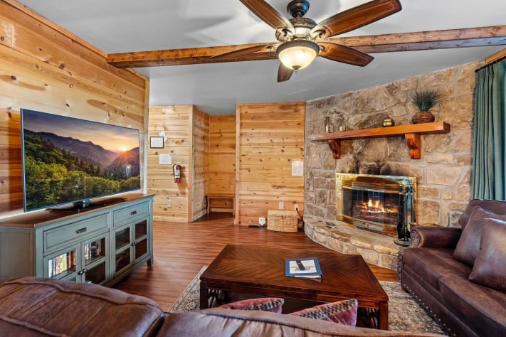 Pigeon Forge, Tennessee Cabin Rental - Gallery Image #8