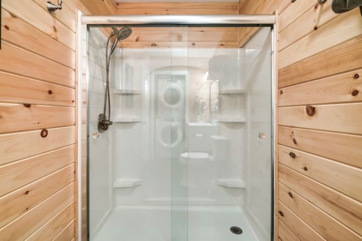 Mater Bath Gatlinburg, Tennessee Chalet Rental - Gallery Image #35