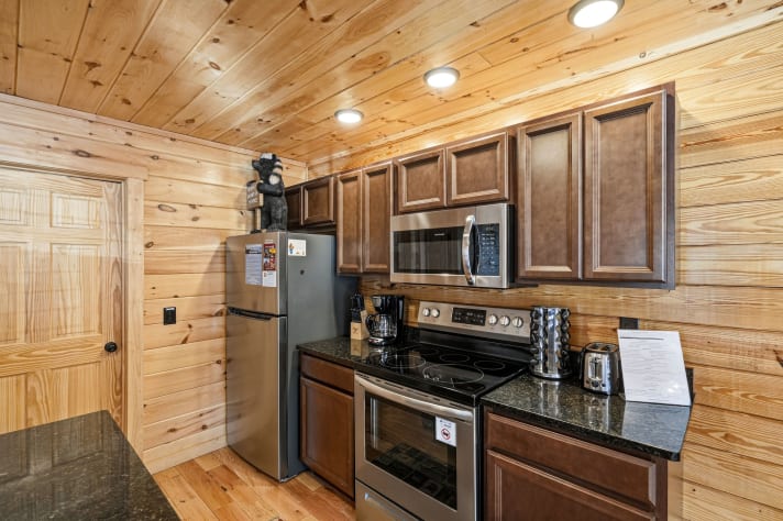 Gatlinburg, Tennessee Cabin Rental - Gallery Image #13