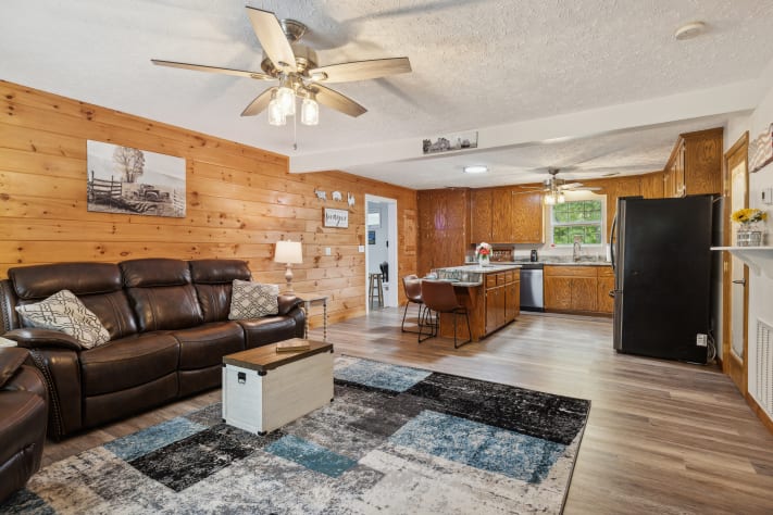 Gatlinburg, Tennessee Cabin Rental - Gallery Image #5