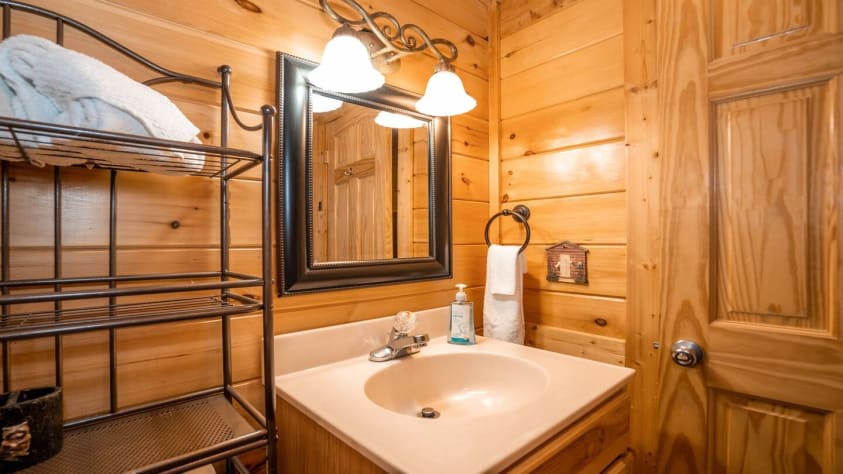 Pigeon Forge, Tennessee Cabin Rental - Gallery Image #19