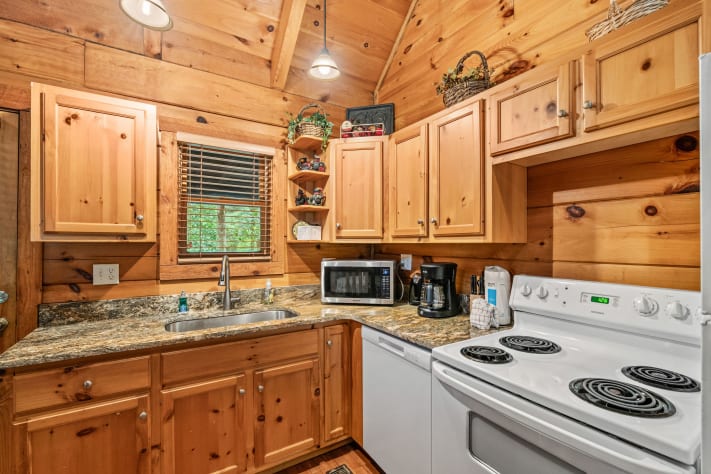 Pigeon Forge, Tennessee Cabin Rental - Gallery Image #10