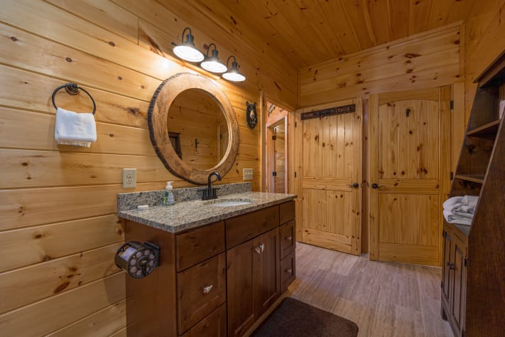Gatlinburg, Tennessee Cabin Rental - Gallery Image #13