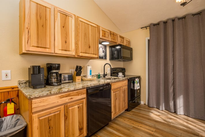 Gatlinburg, Tennessee Cabin Rental - Gallery Image #9
