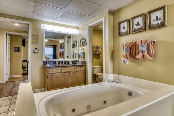 Pigeon Forge, Tennessee Cabin Rental - Gallery Image #18