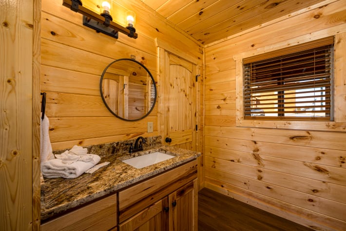 Gatlinburg, Tennessee Cabin Rental - Gallery Image #16