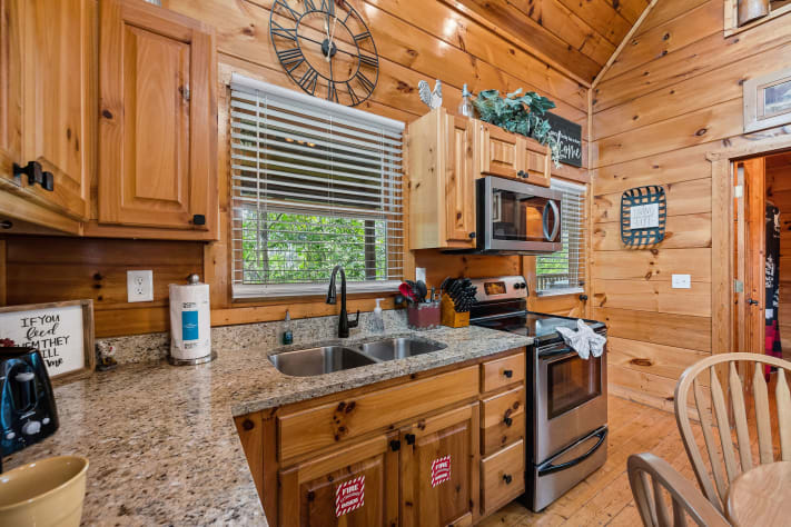 Gatlinburg, Tennessee Cabin Rental - Gallery Image #10