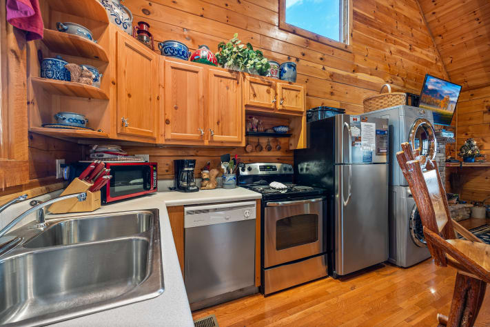 Pigeon Forge, Tennessee Cabin Rental - Gallery Image #7