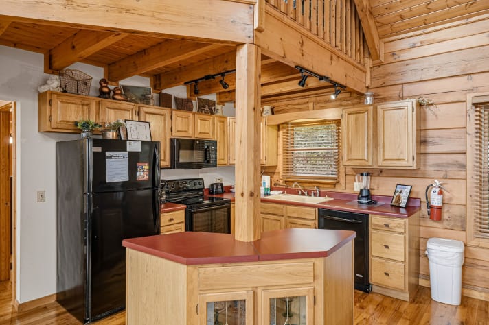 Pigeon Forge, Tennessee Cabin Rental - Gallery Image #12