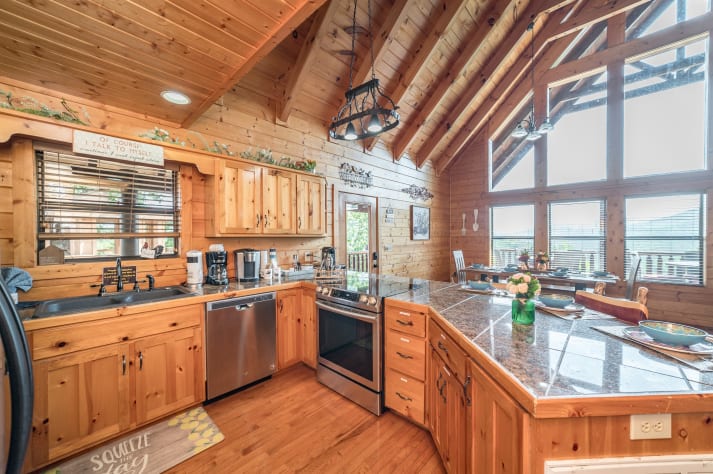 Pigeon Forge, Tennessee Cabin Rental - Gallery Image #10