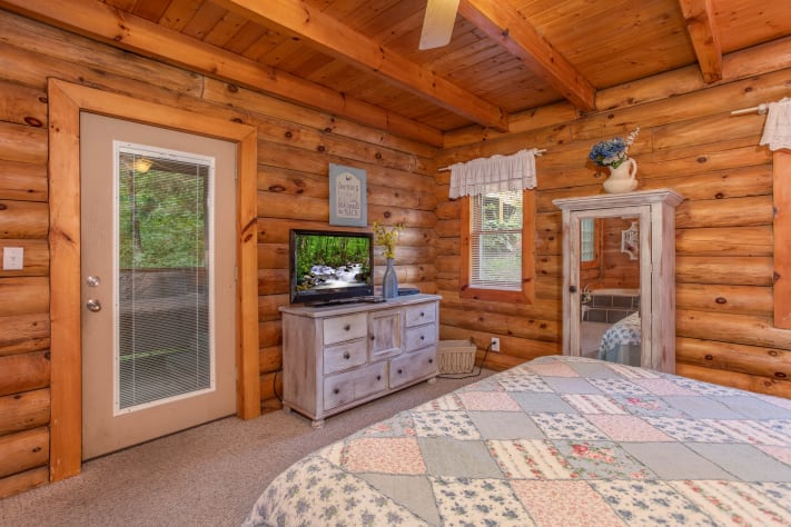 Pigeon Forge, Tennessee Cabin Rental - Gallery Image #11