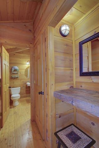 Photo #32 Gatlinburg, Tennessee Cabin Rental - Gallery Image #32