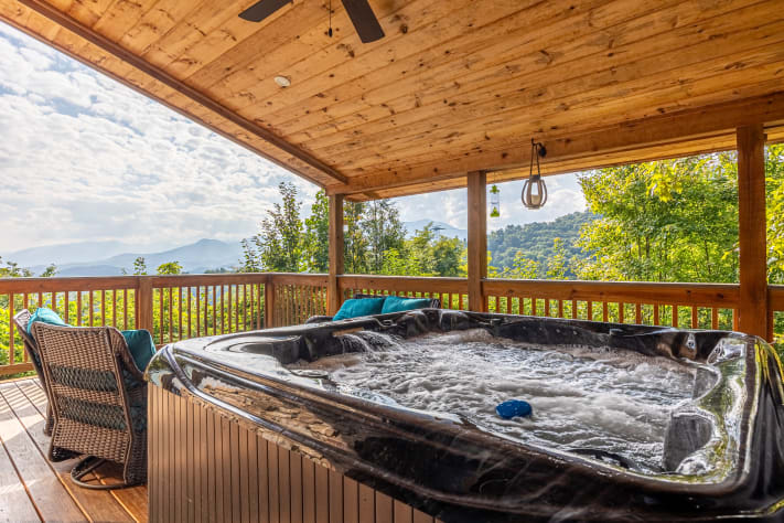 Gatlinburg, Tennessee Chalet Rental - Gallery Image #19
