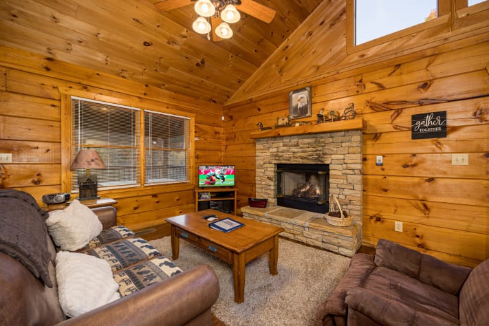 Pigeon Forge, Tennessee Cabin Rental - Gallery Image #2