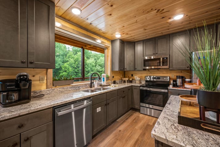 Gatlinburg, Tennessee Cabin Rental - Gallery Image #9