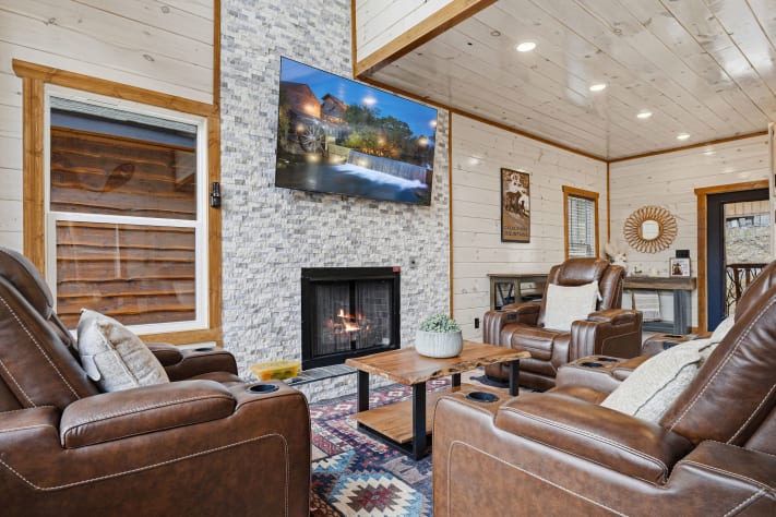 Pigeon Forge, Tennessee Cabin Rental - Gallery Image #13
