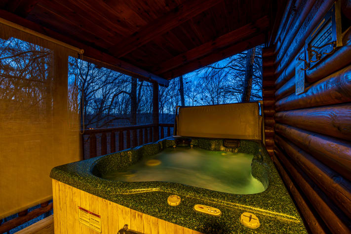Gatlinburg, Tennessee Cabin Rental - Gallery Image #13