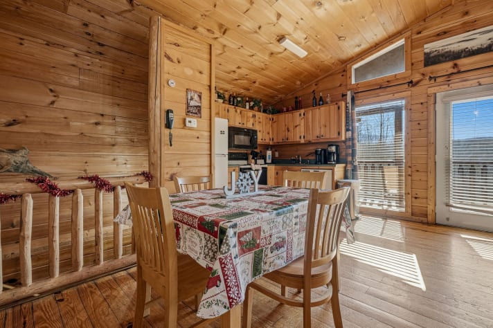 Gatlinburg, Tennessee Cabin Rental - Gallery Image #9