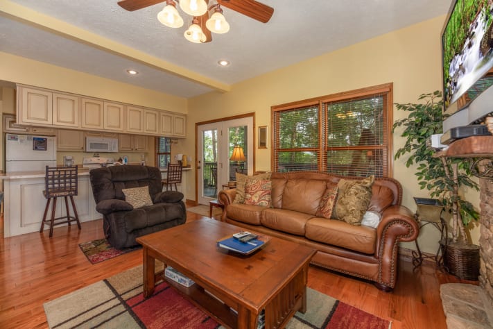 Pigeon Forge, Tennessee Cabin Rental - Gallery Image #5