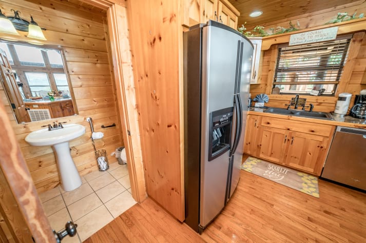 Pigeon Forge, Tennessee Cabin Rental - Gallery Image #20
