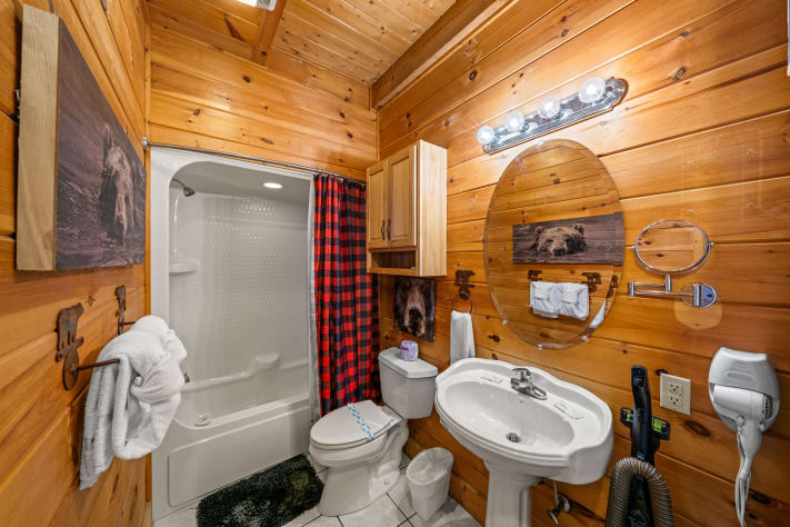 Pigeon Forge, Tennessee Cabin Rental - Gallery Image #10