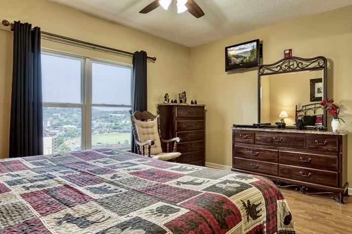 Pigeon Forge, Tennessee Cabin Rental - Gallery Image #16