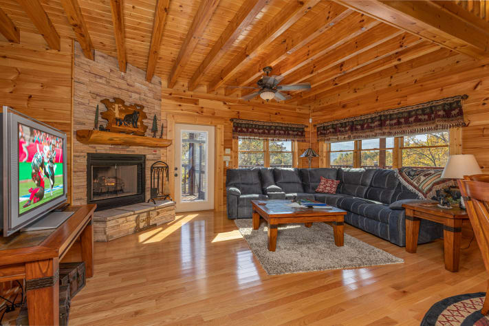Gatlinburg, Tennessee Cabin Rental - Gallery Image #4