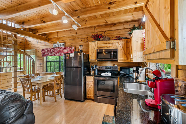 Pigeon Forge, Tennessee Cabin Rental - Gallery Image #12