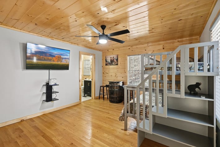 Pigeon Forge, Tennessee Cabin Rental - Gallery Image #23