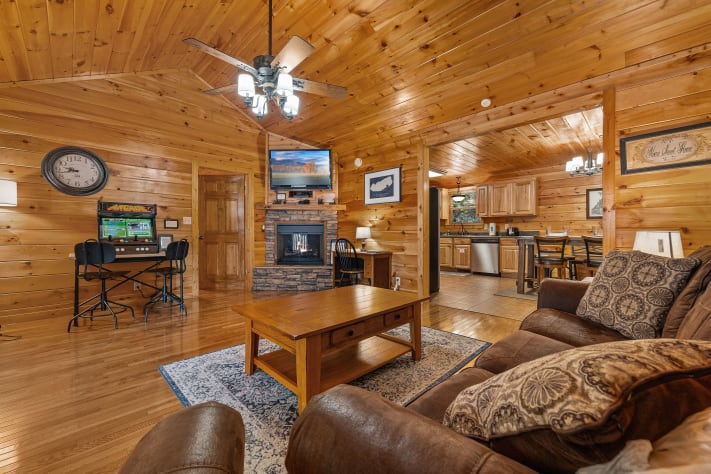 Pigeon Forge, Tennessee Cabin Rental - Gallery Image #5