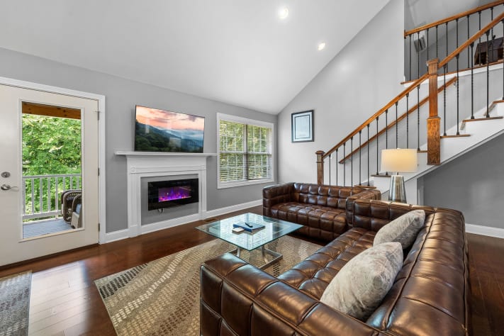 Pigeon Forge, Tennessee Chalet Rental - Gallery Image #2