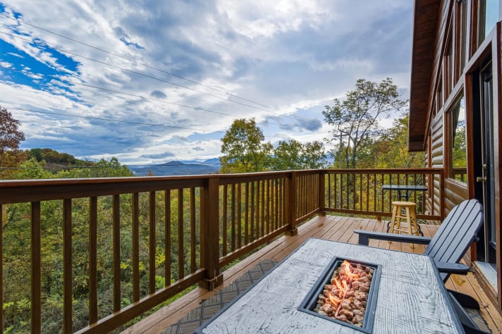 Pigeon Forge, Tennessee Cabin Rental - Gallery Image #2
