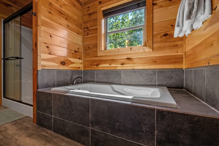 Gatlinburg, Tennessee Cabin Rental - Gallery Image #35