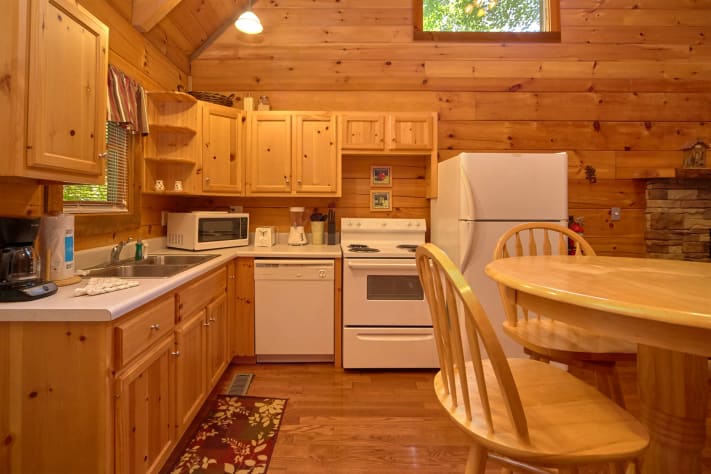 Pigeon Forge, Tennessee Cabin Rental - Gallery Image #8