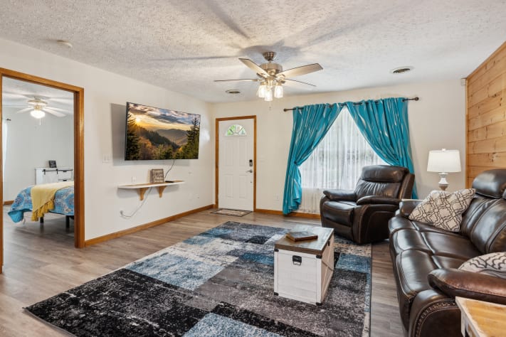 Gatlinburg, Tennessee Cabin Rental - Gallery Image #6
